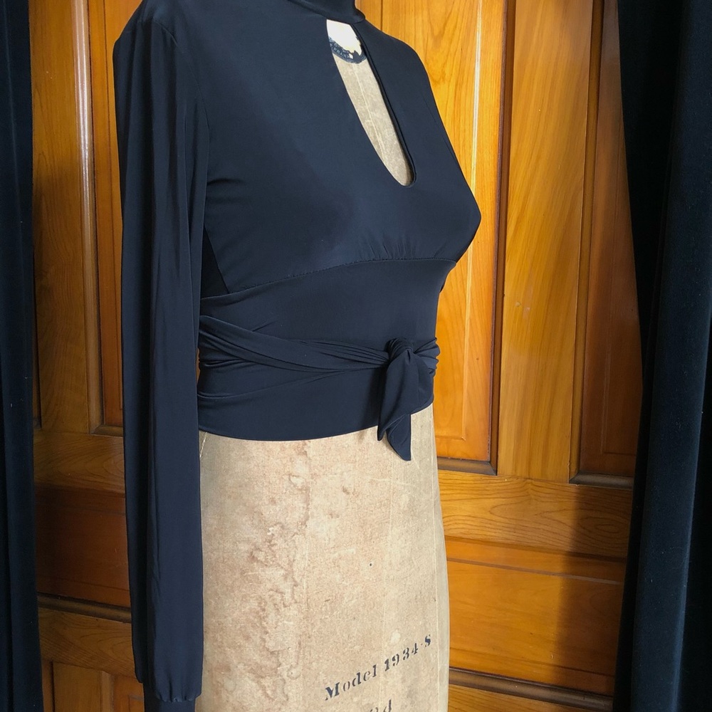 Club L London NWT sz 10 Slinky backless keyhole turtleneck tie waist black nye